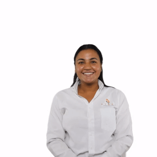 Yisaury2-ezgif.com-video-to-gif-converter